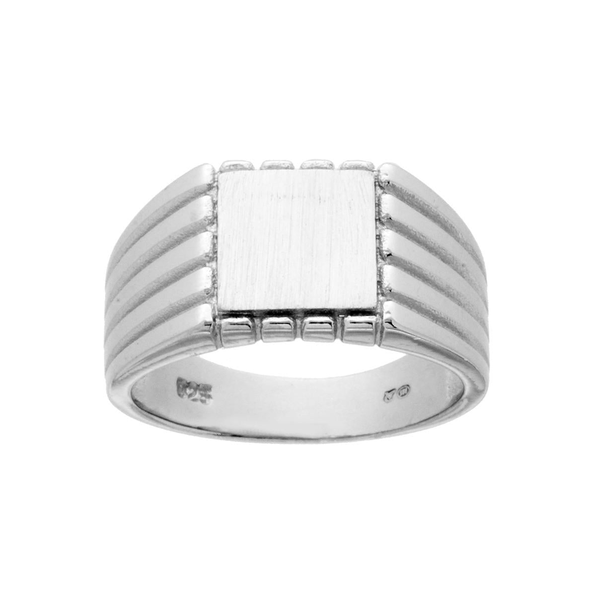 Anello Chevalier con Scudo Quadrato Plain Satinato Decoro Righe in ARGENTO 925 Galvanica Rodio